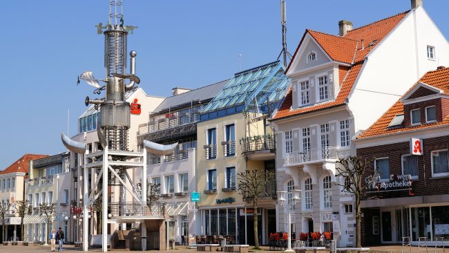 Detektei ermittelt rund um den Sous Trum und der Marktplatz von Aurich.