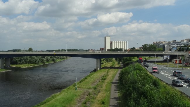 Detektive am Einsatzort Riesa