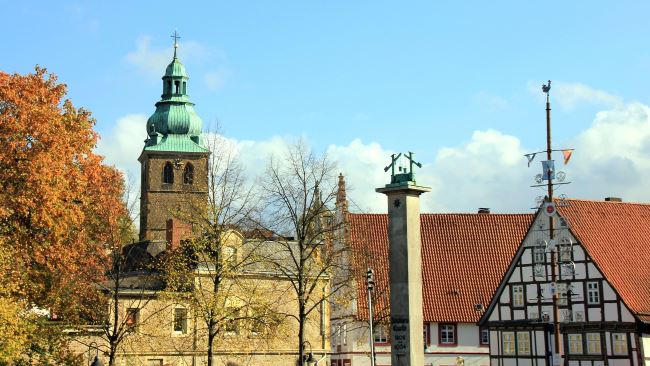 Privatdetektive observieren rund um den Salzhof in Bad Salzuflen.