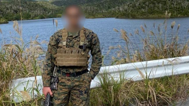 Kann meine Internetliebe einen Antrag auf Austritt aus der US Army stellen?