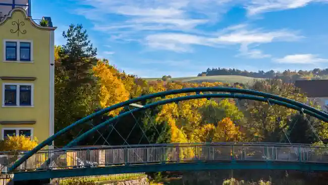 Privatdetektive ermitteln in Freital. Detektive observieren am Einsatzort Freital.
