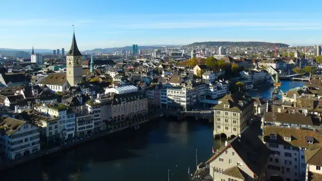 ConDetect Detektive verschaffen Ihnen Gewissheit. Detektiv beobachtet in Zürich.