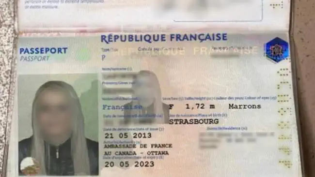 Liebesbetrügerin Elfenbeinküste