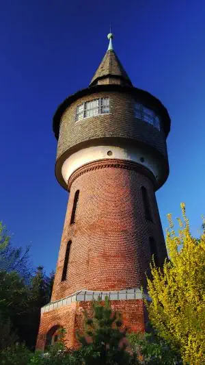 Privatdetektive observieren in Pinneberg. Detektive ermitteln am Einsatzort Pinneberg.