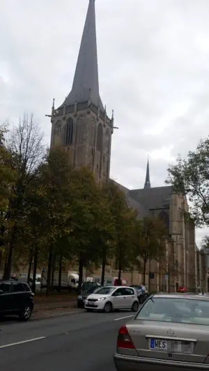 Beobachtungen am Willibrordi-Dom in Wesel.